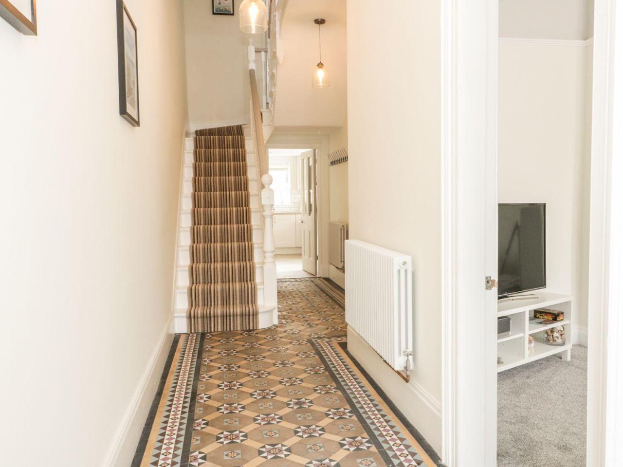 Charnwood Villa Ландъндо Екстериор снимка